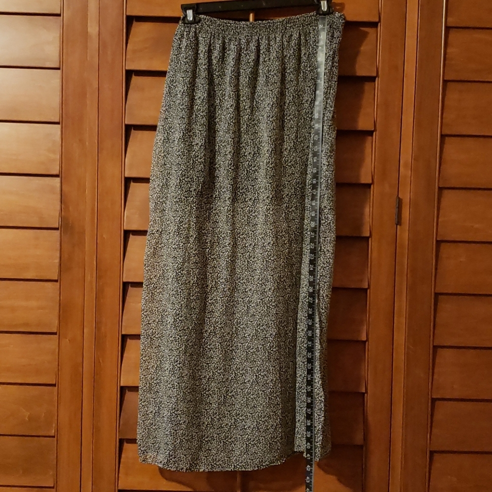 Long floor length pattern MNG maxi skirt